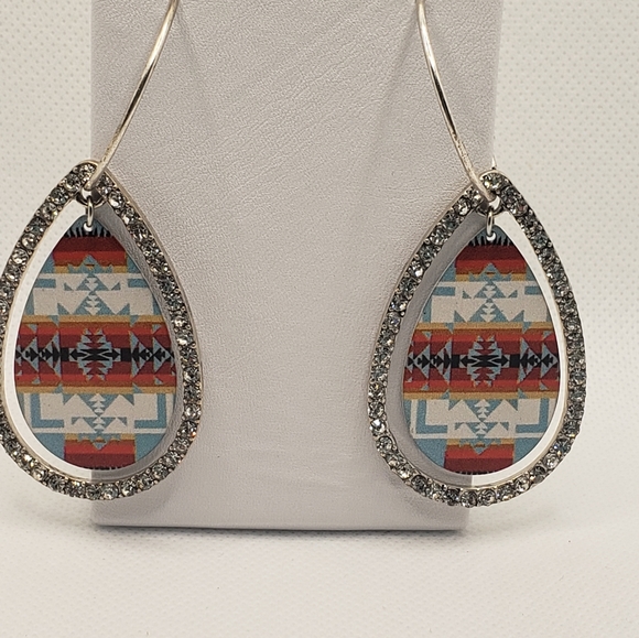 Western Hoops - Picture 2 of 3